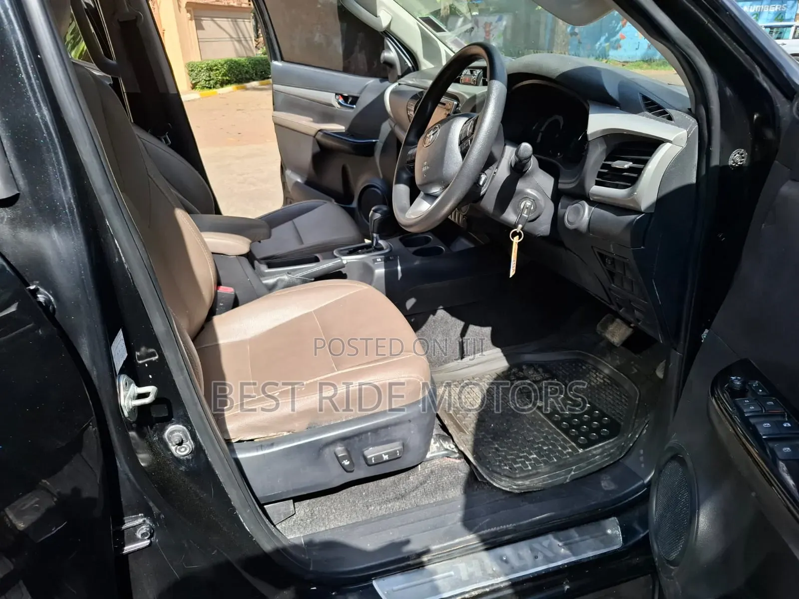 Toyota Hilux Revo Double Cab Deisel 2.4 AWD 2016 Black