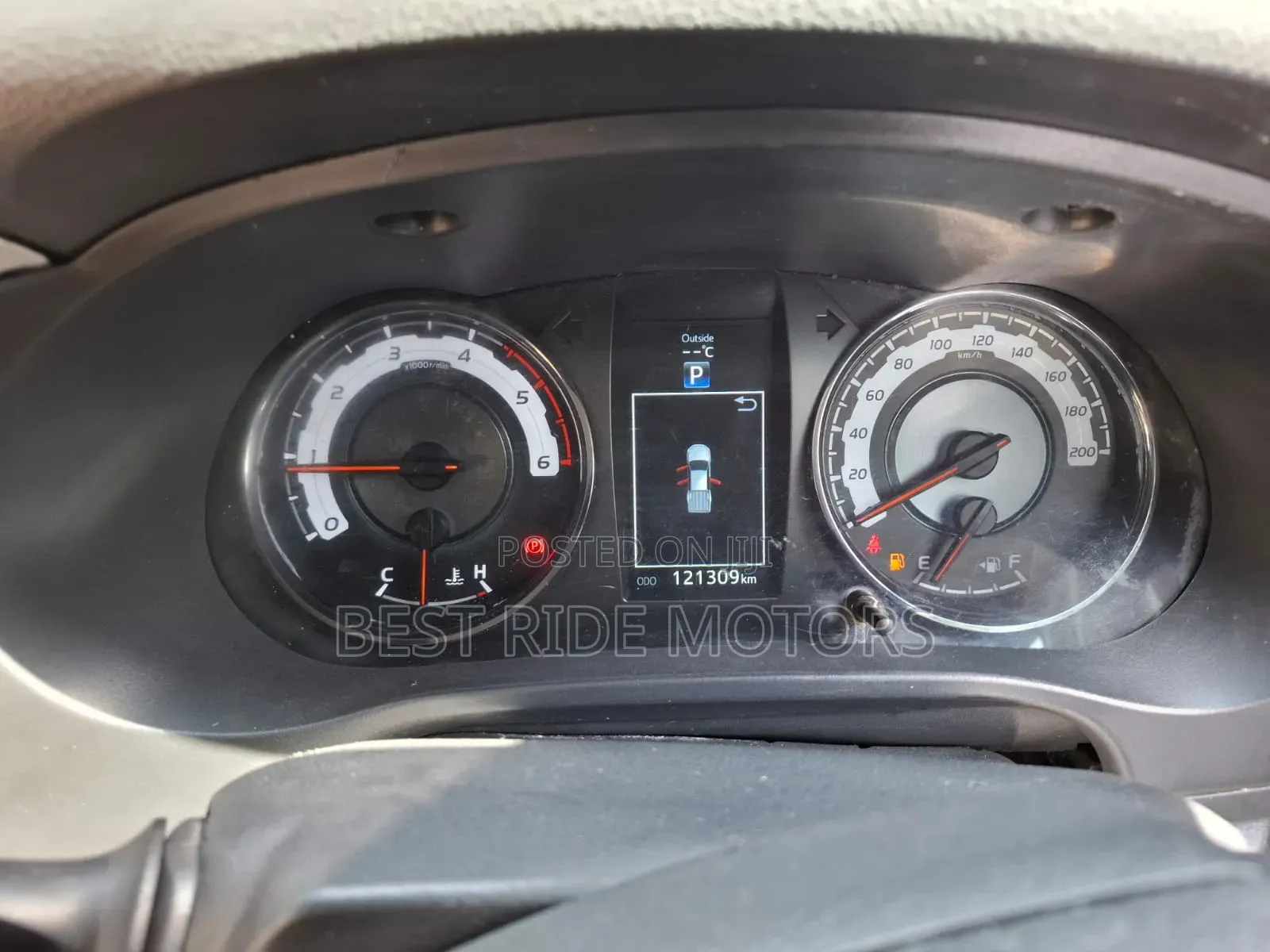 Toyota Hilux Revo Double Cab Deisel 2.4 AWD 2016 Black