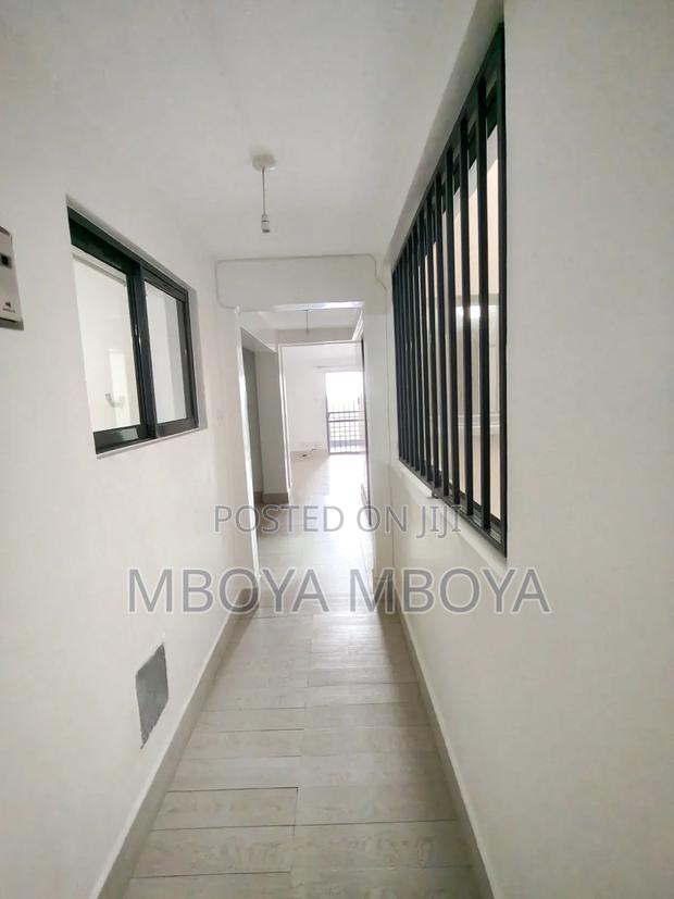 2bdrm Apartment in Parklands for sale - thumbnail 4