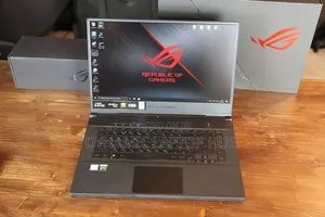 Laptop Asus ROG Zephyrus S GX701 16GB Intel Core i7 SSD 512GB