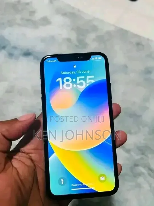 Apple iPhone X 64 GB Black