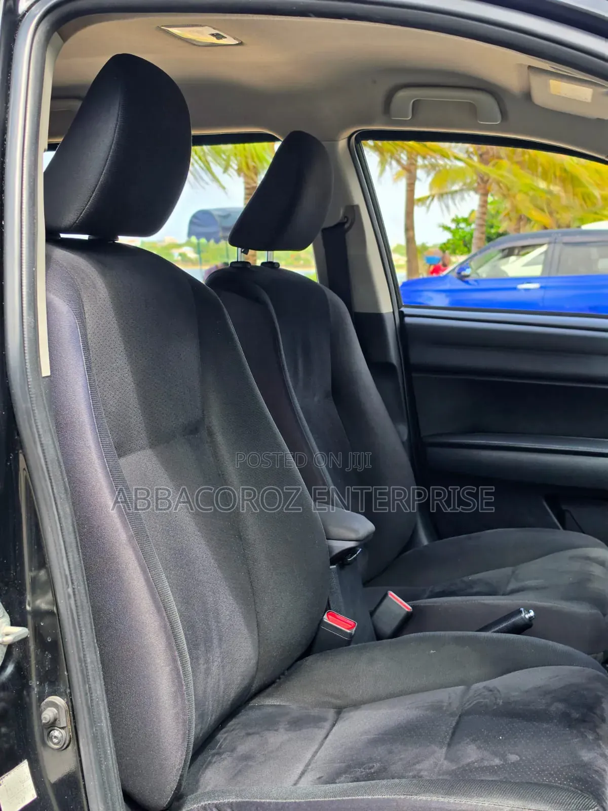 Toyota Corolla Fielder 1.5 Hybrid FWD 2015 Black