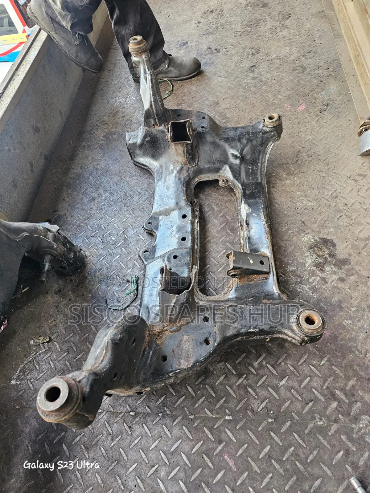 Cross Member Nussan Xtrai Nt30