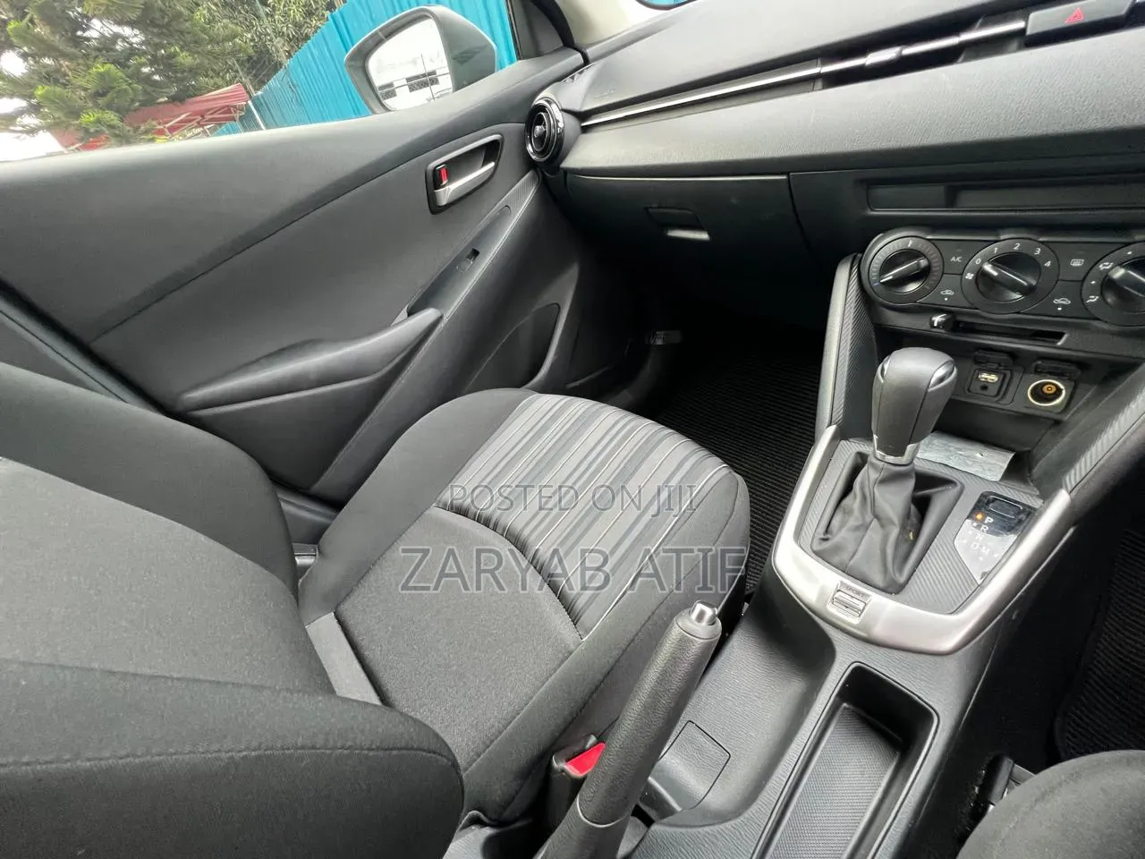 Mazda 2 2020 Silver