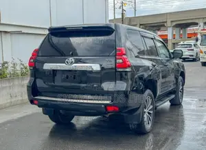 Toyota Land Cruiser Prado 2.8 2019 Matt Black