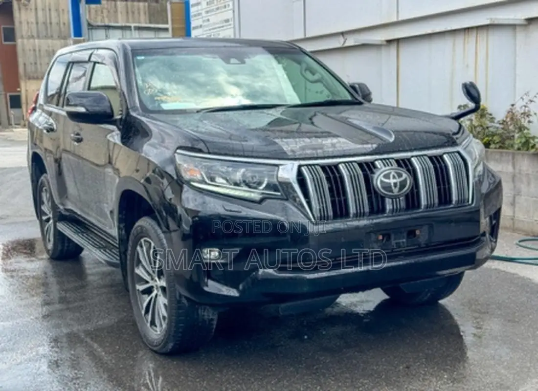 Toyota Land Cruiser Prado 2.8 2019 Matt Black