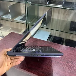 Laptop Asus ROG Strix G15 16GB Intel Core i7 SSD 512GB