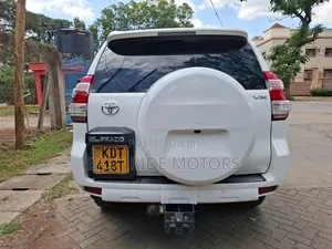 Toyota Land Cruiser Prado 3.0 TD 2011 White