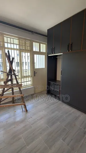 4bdrm Maisonette in Radiance, Menengai for sale