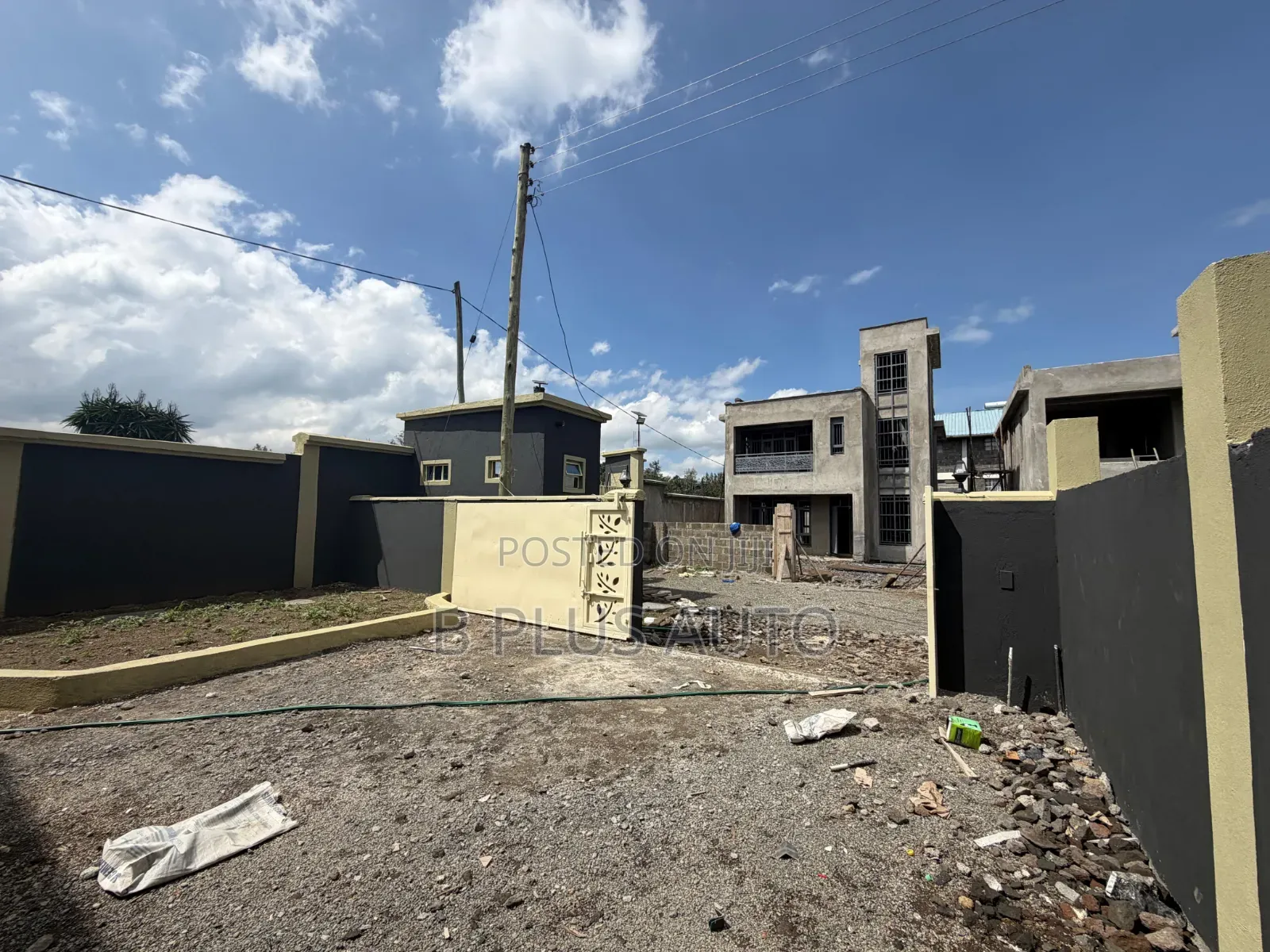 4bdrm Maisonette in Radiance, Menengai for sale
