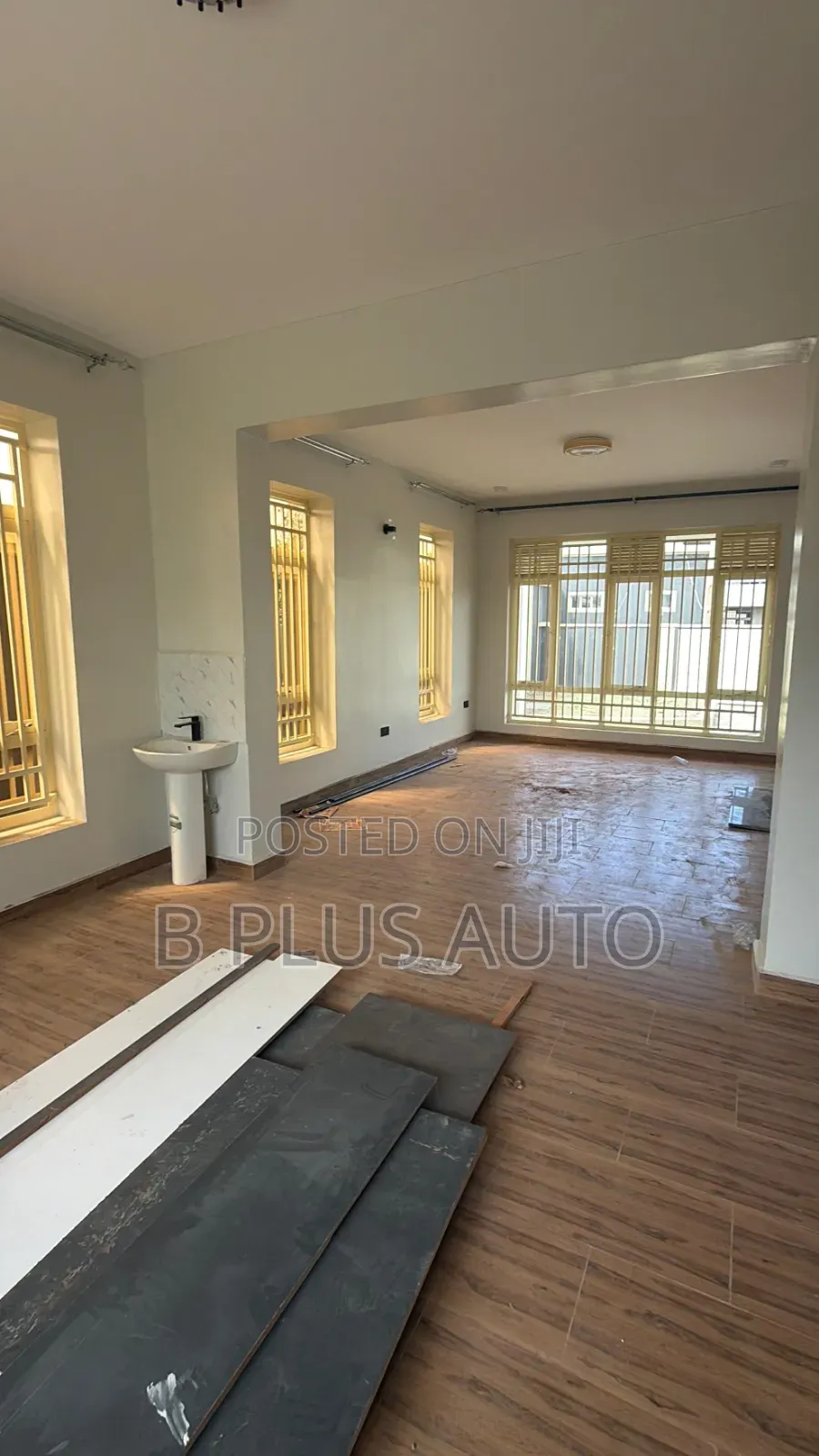 4bdrm Maisonette in Radiance, Menengai for sale