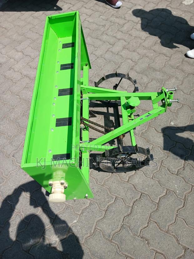 Heavy-Duty Multi-Row Seed Planter - thumbnail 3
