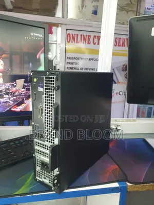Desktop Computer Dell OptiPlex 3050 8GB Intel Core i5 HDD 500GB