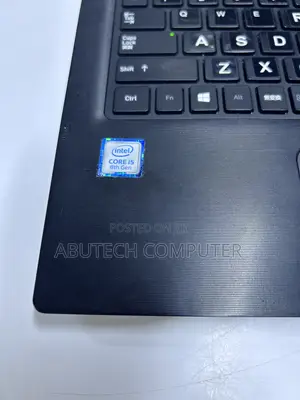 Laptop Toshiba Satellite S70 4GB Intel Core i5 SSD 256GB