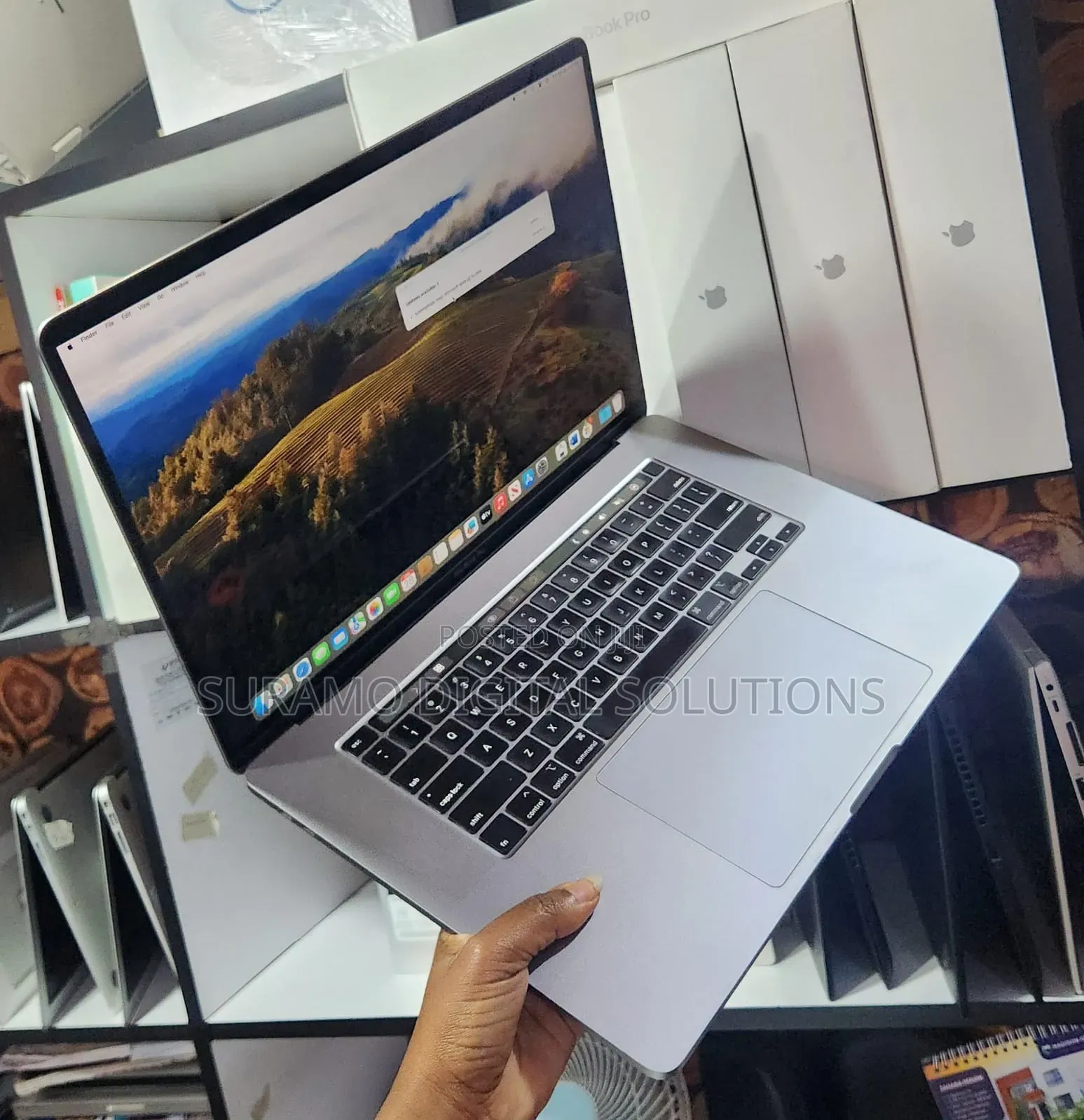 Laptop Apple MacBook 2019 32GB Intel Core i9 SSD 1T
