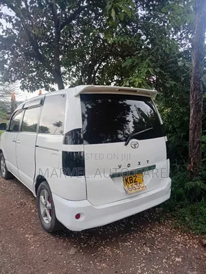 Toyota Noah 2008 White