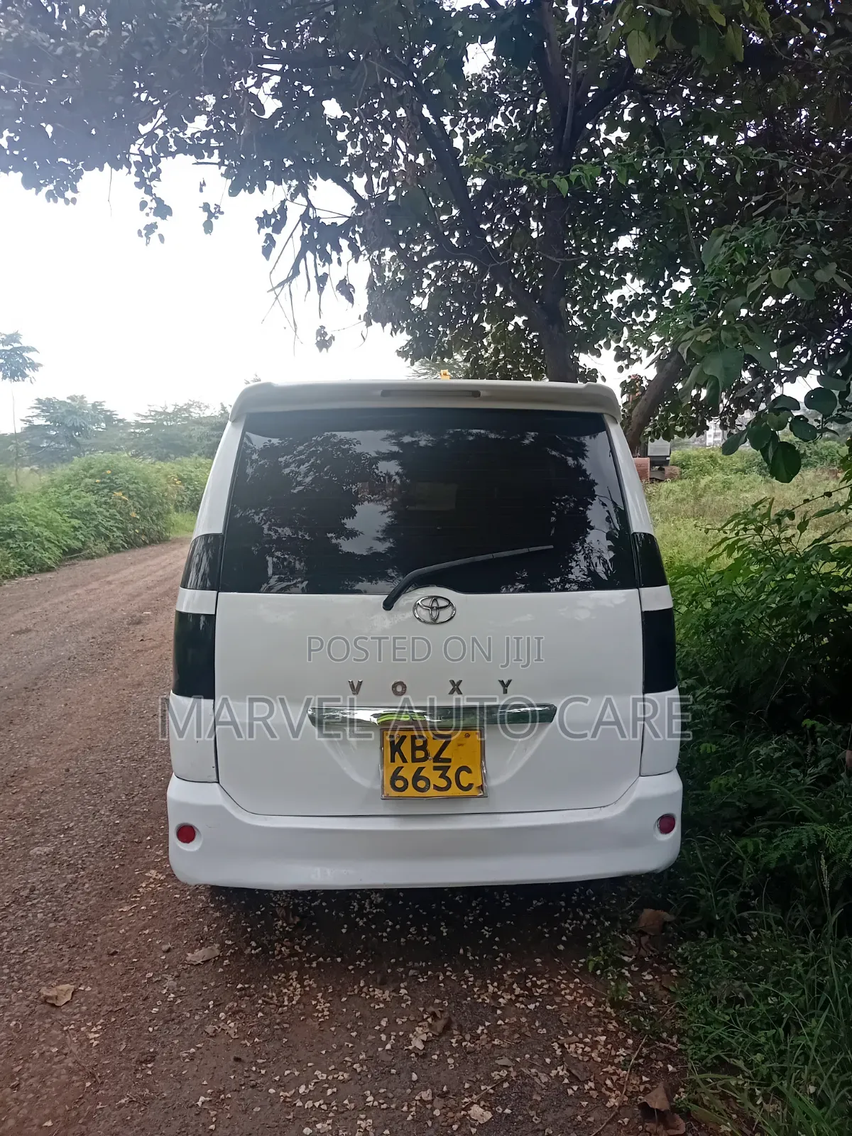 Toyota Noah 2008 White