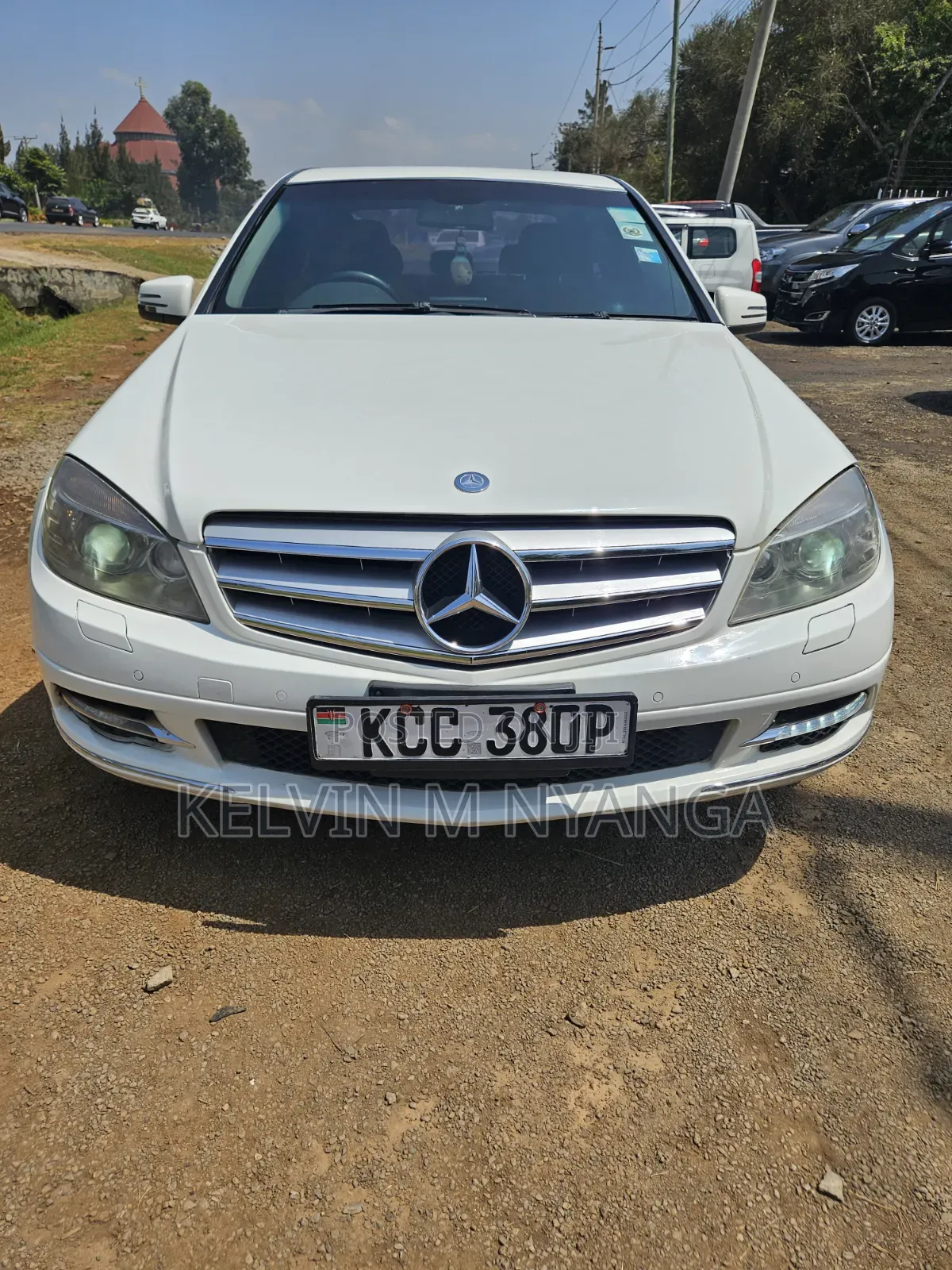 Mercedes-Benz C200 2011 White