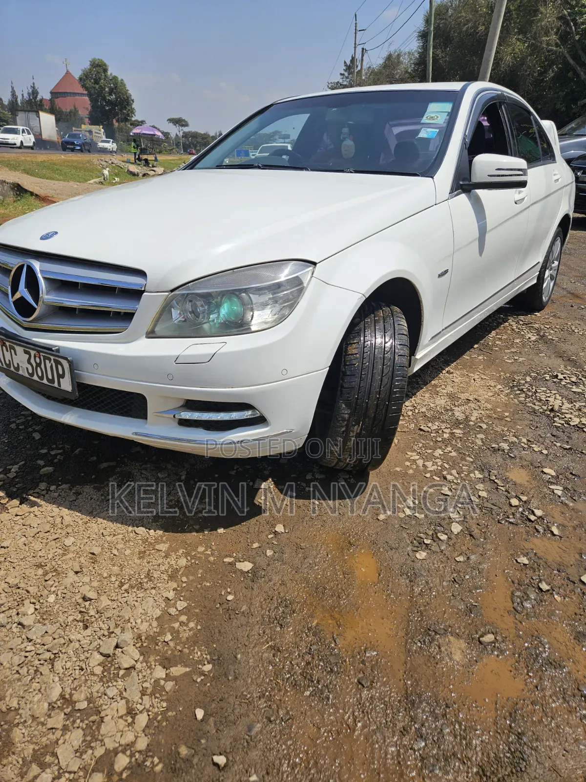 Mercedes-Benz C200 2011 White
