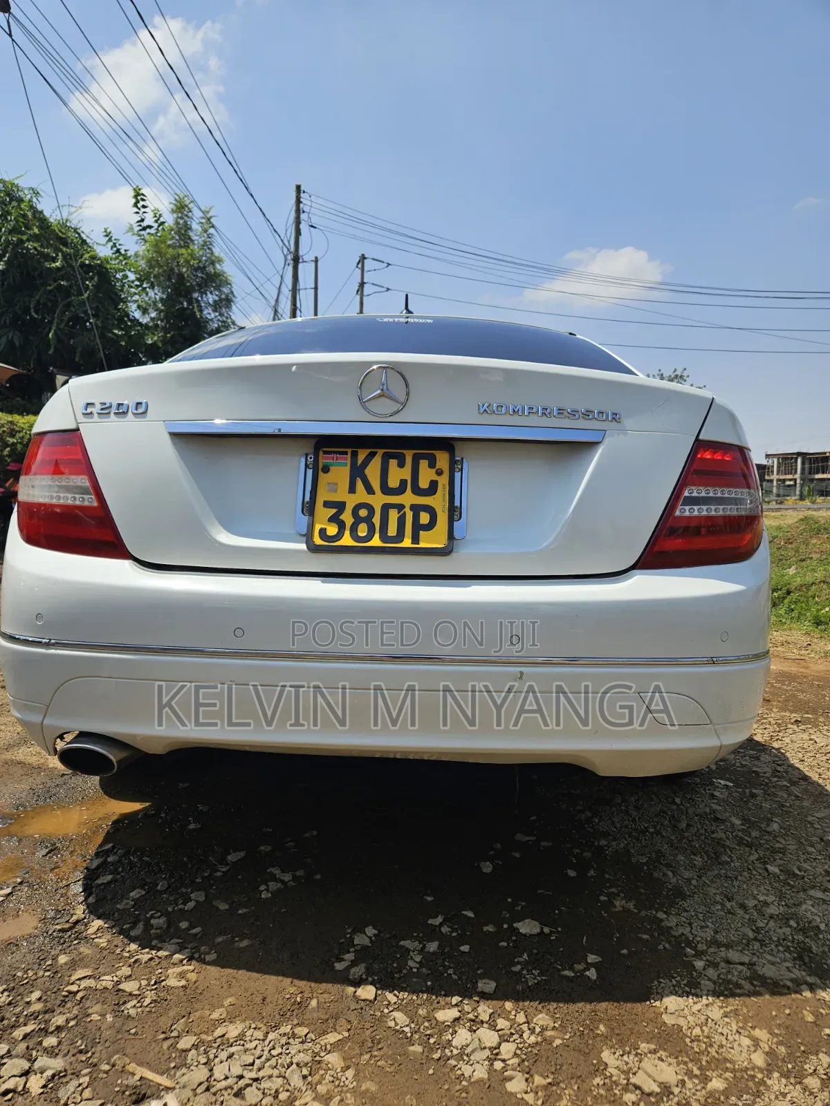 Mercedes-Benz C200 2011 White