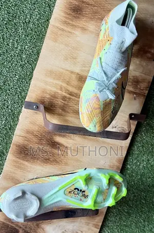 Barely Green" / "Total Orange" Nike Air Zoom Mercurial Superfly
