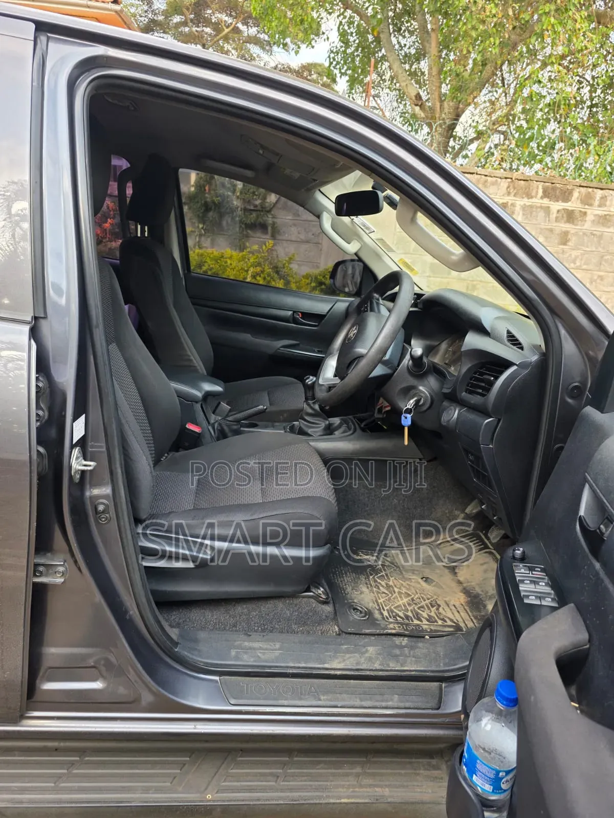 Toyota Hilux 2016 Blue