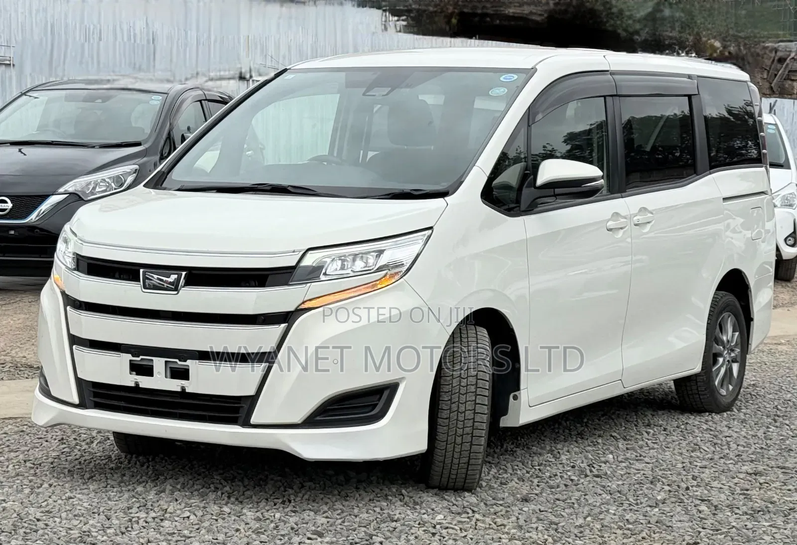 Toyota Noah 2019 White