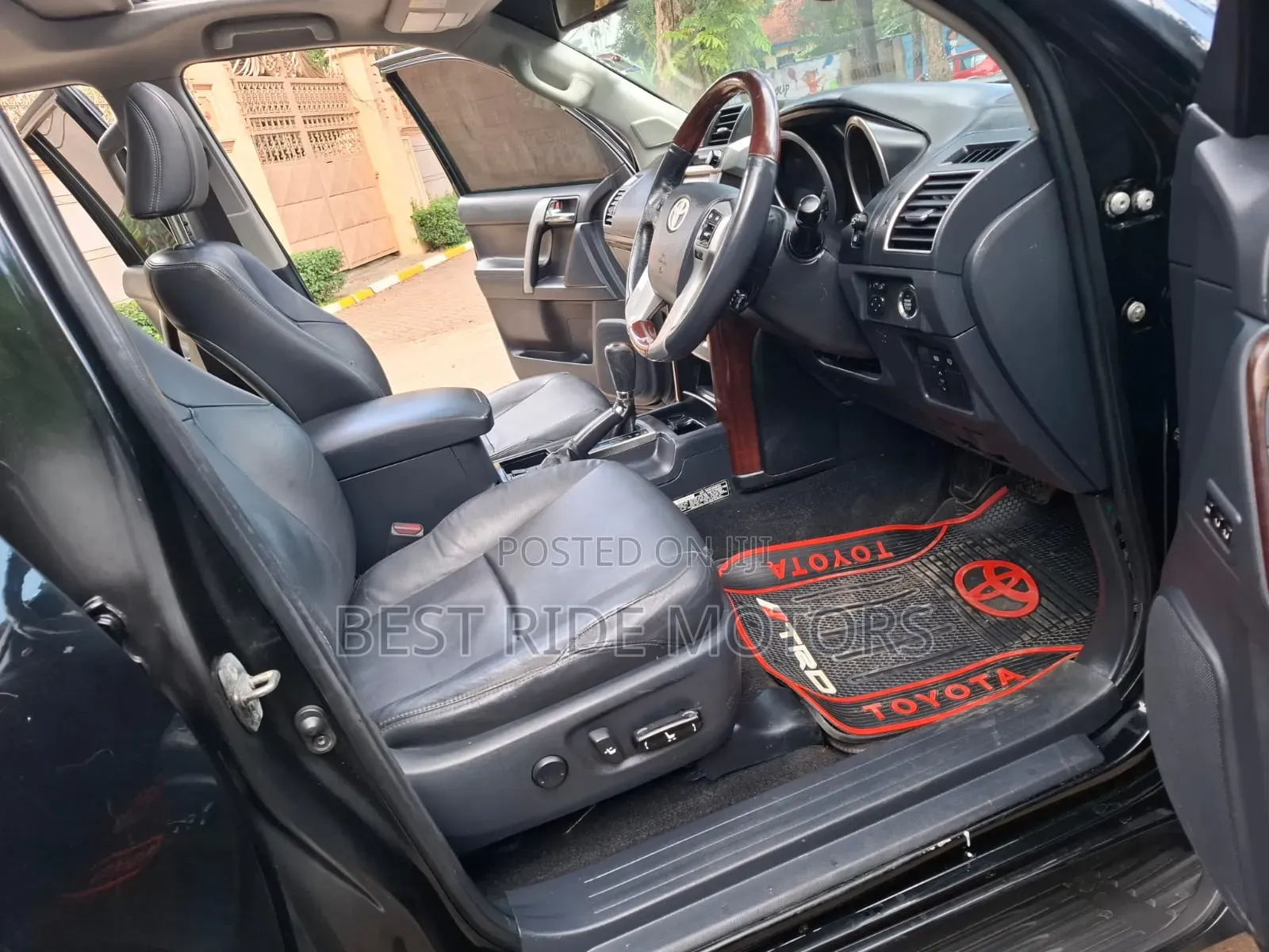 Toyota Land Cruiser Prado 2.8 D-4D 2016 Black