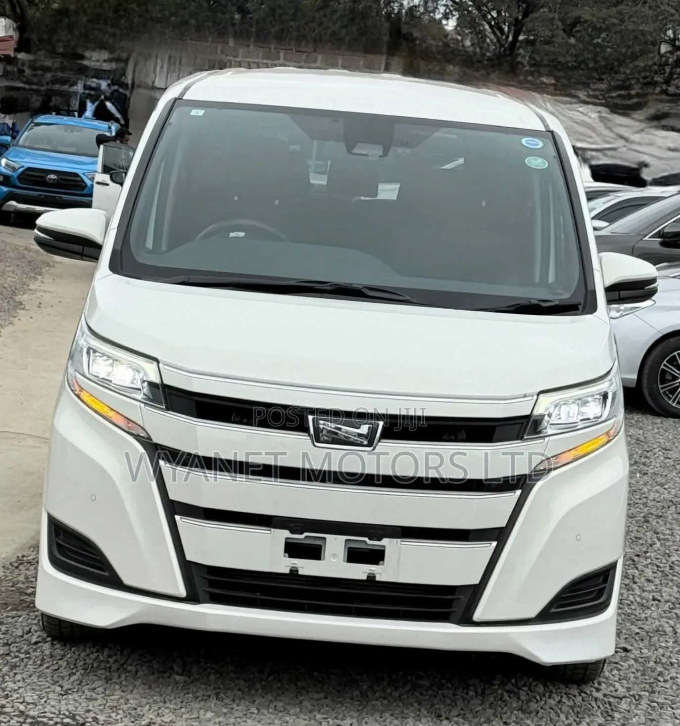 Toyota Noah 2019 White