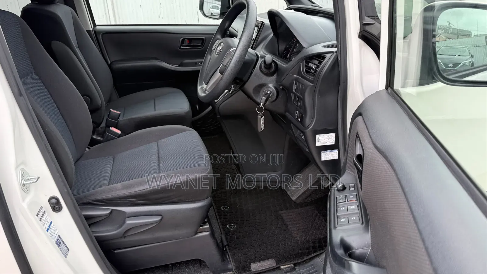 Toyota Noah 2019 White