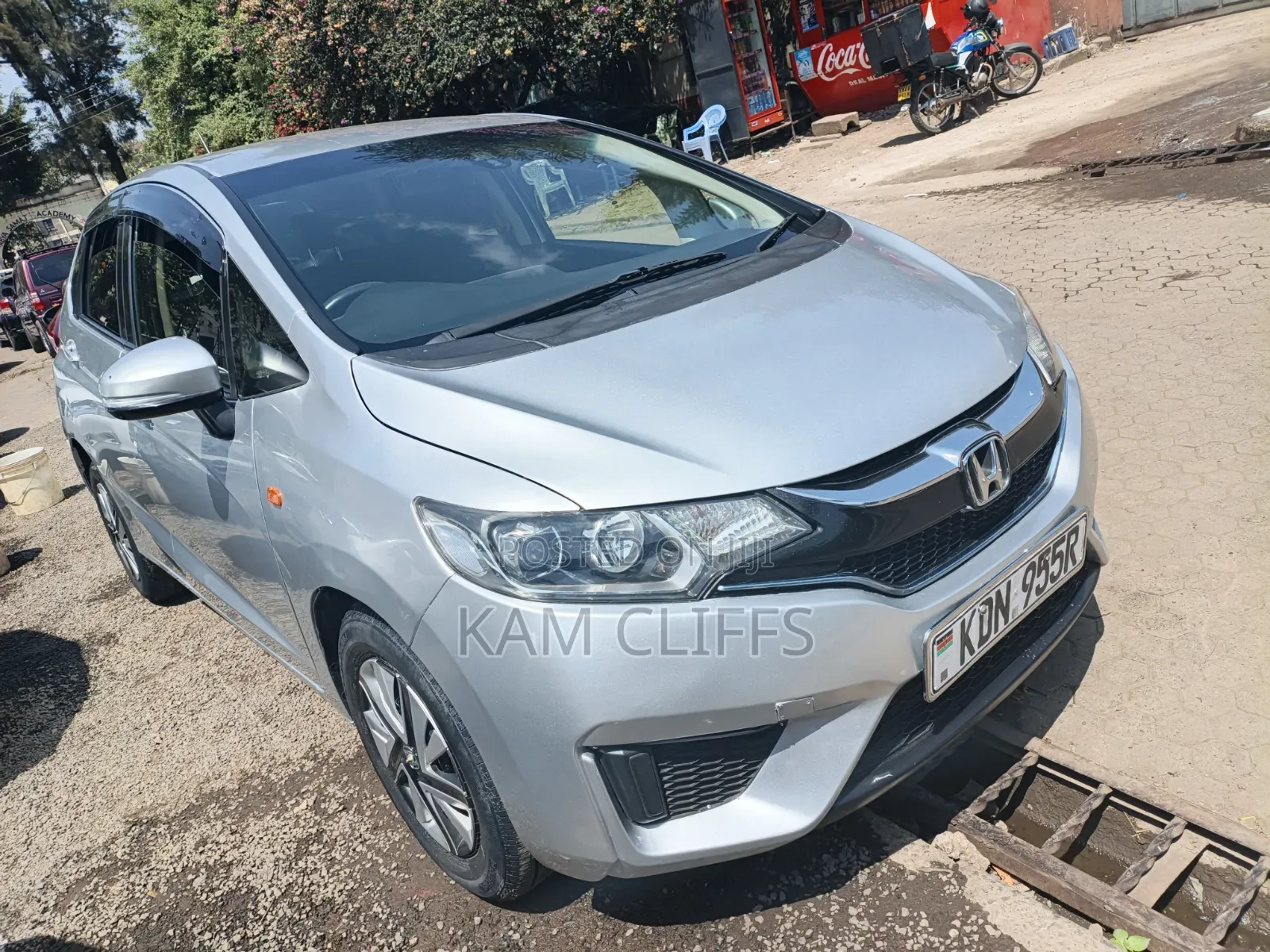 Honda Fit 2017 Silver