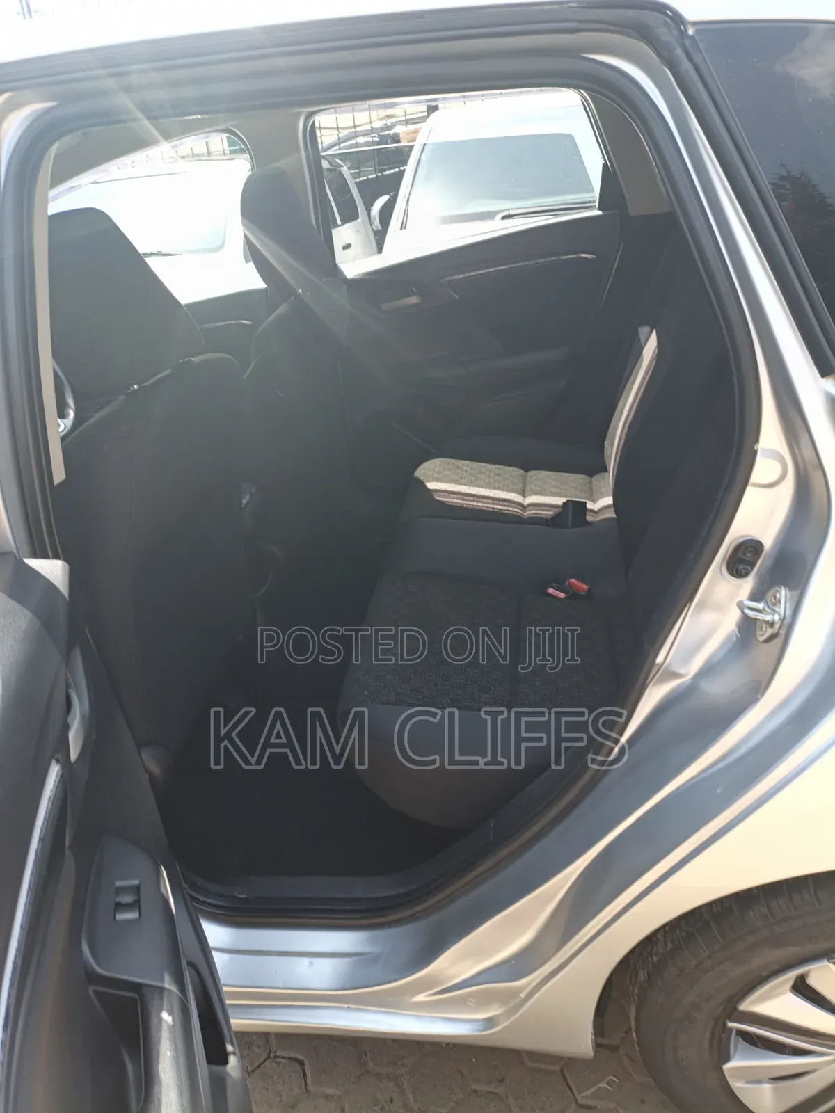 Honda Fit 2017 Silver