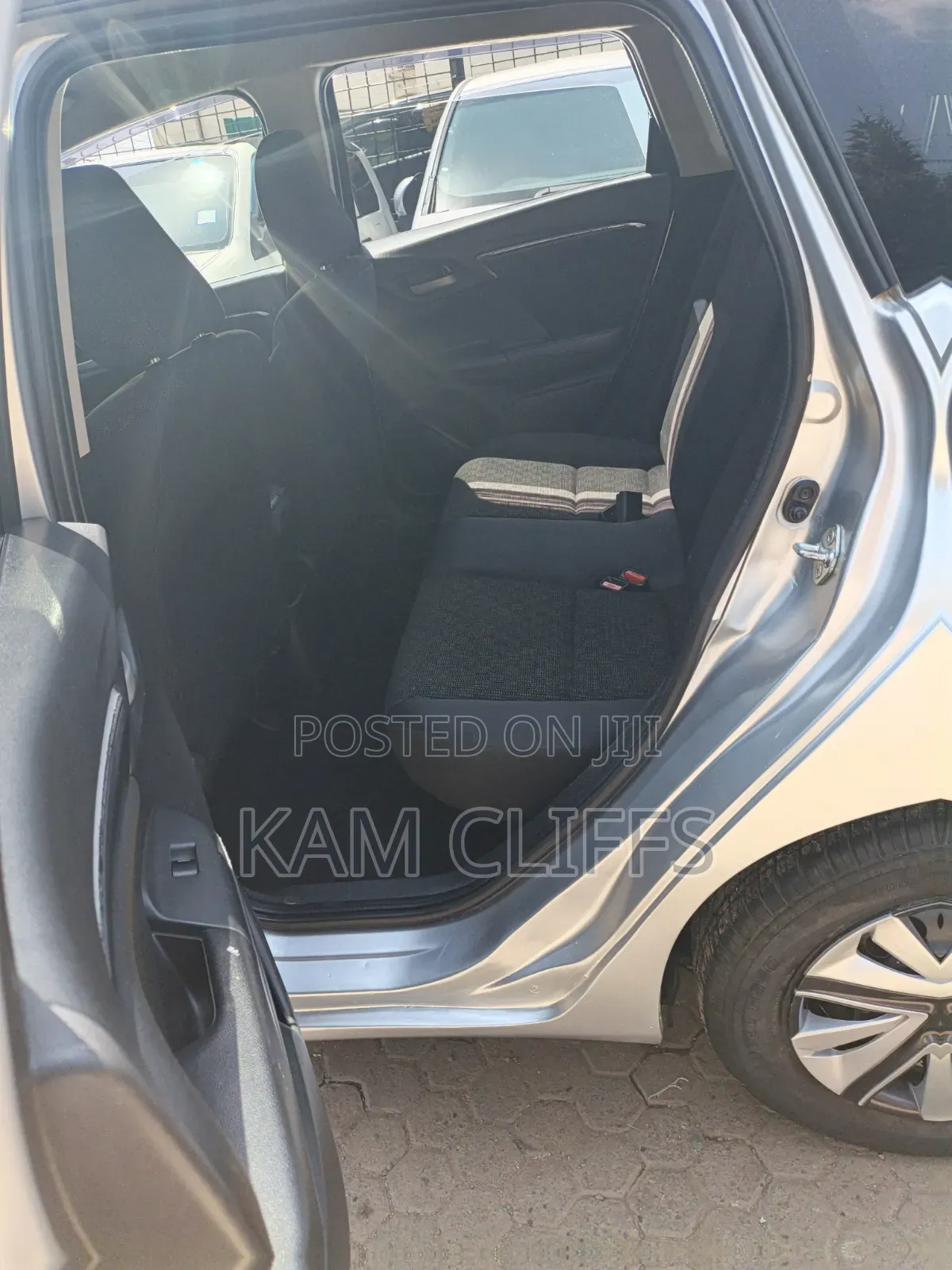 Honda Fit 2017 Silver
