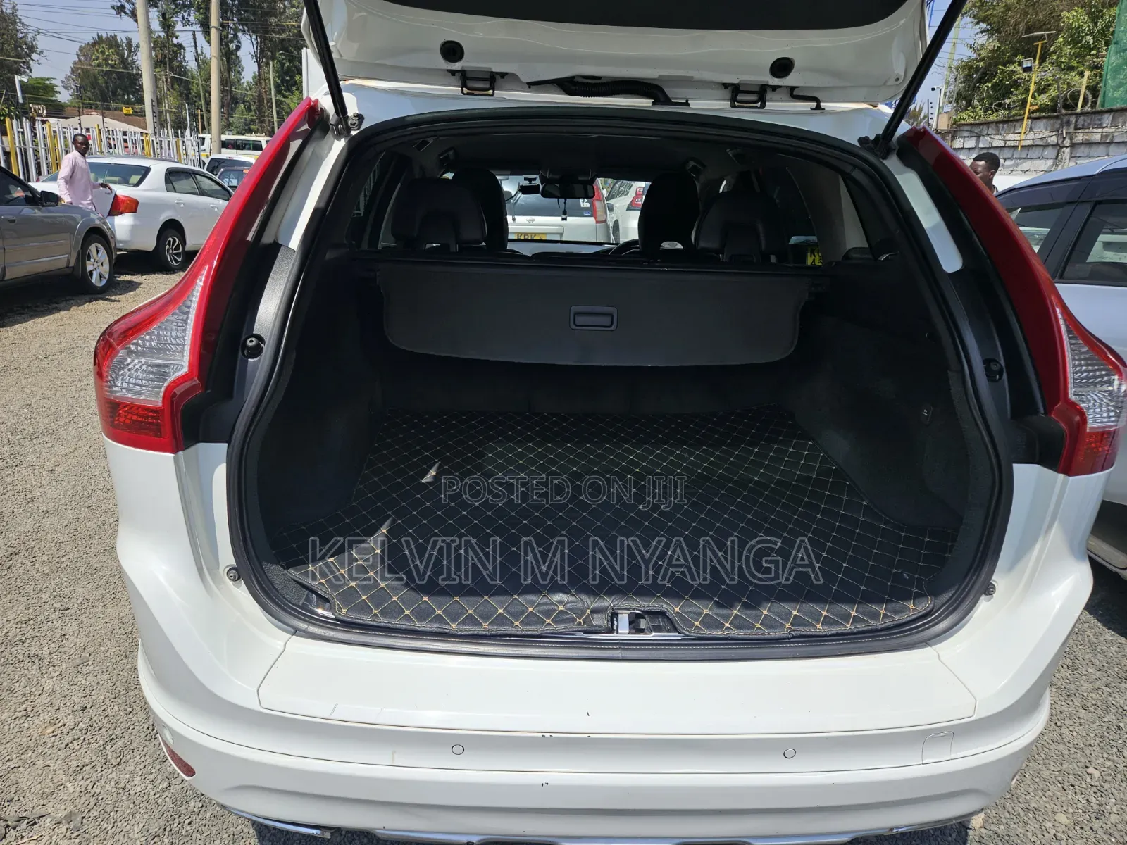 Volvo XC60 2013 White