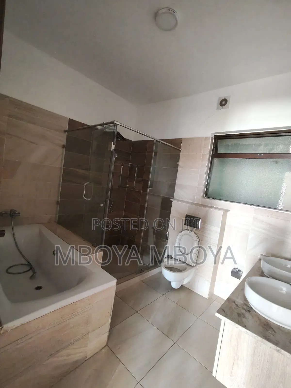 3bdrm Apartment in Parklands for rent
