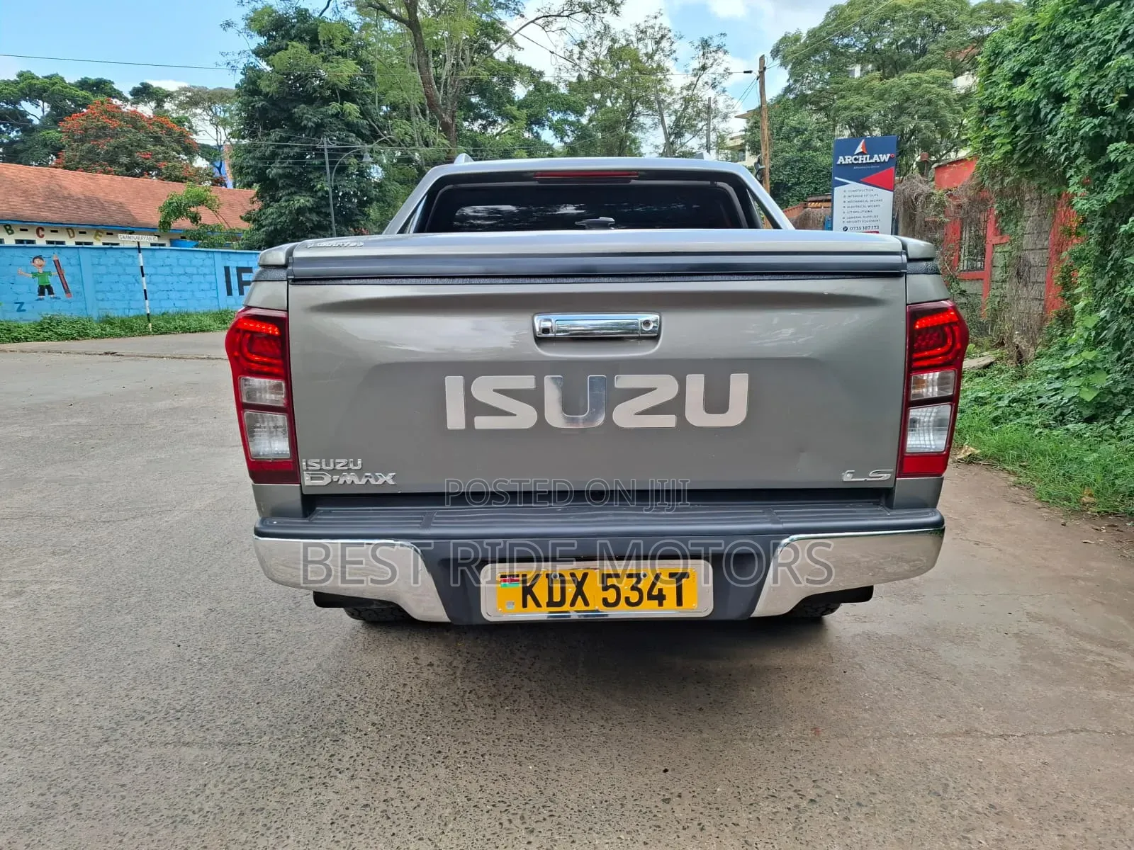 Isuzu D-MAX 2021 Silver