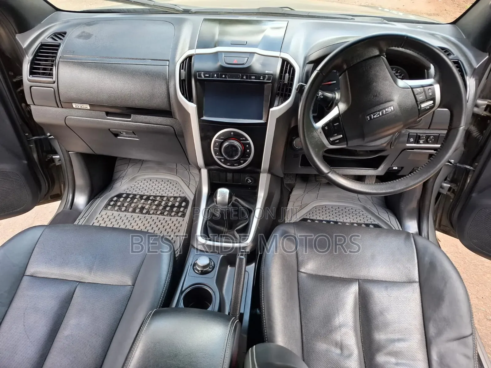 Isuzu D-MAX 2021 Silver