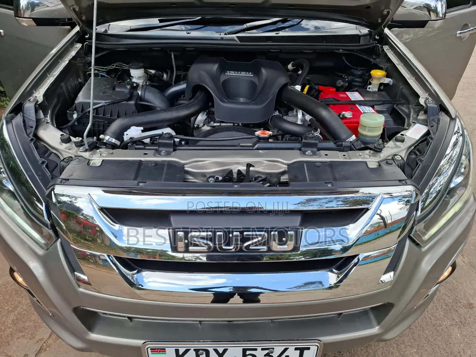 Isuzu D-MAX 2021 Silver