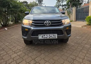 Toyota Hilux Revo Double Cab Deisel 2.4 AWD 2016 Gray