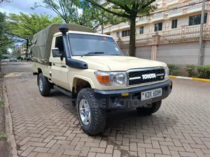 Toyota Land Cruiser 2003 Beige