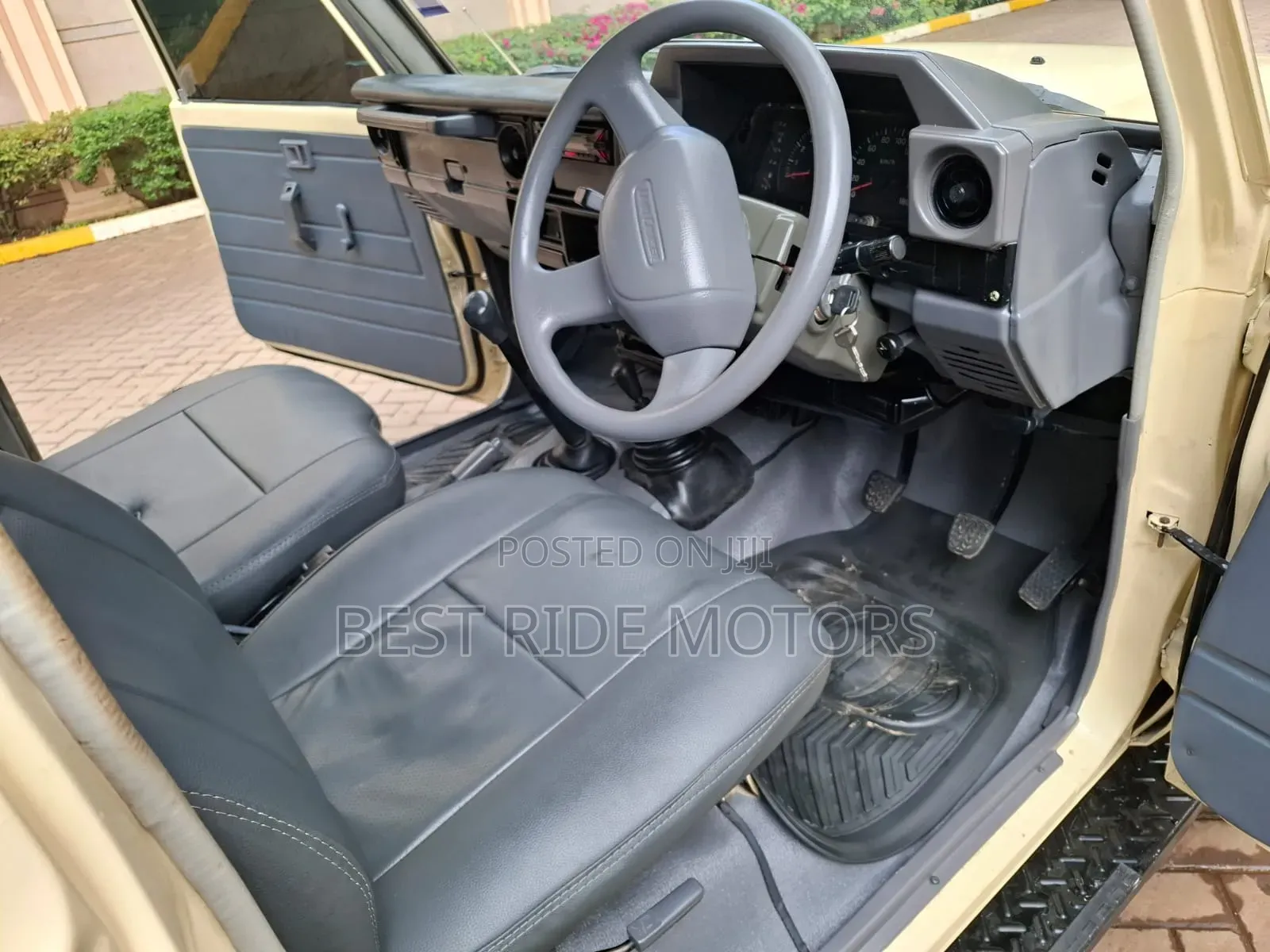 Toyota Land Cruiser 2003 Beige