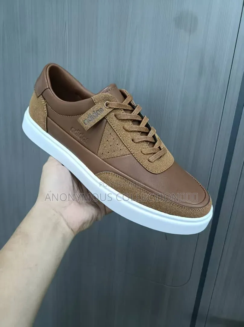 Adidas Casual