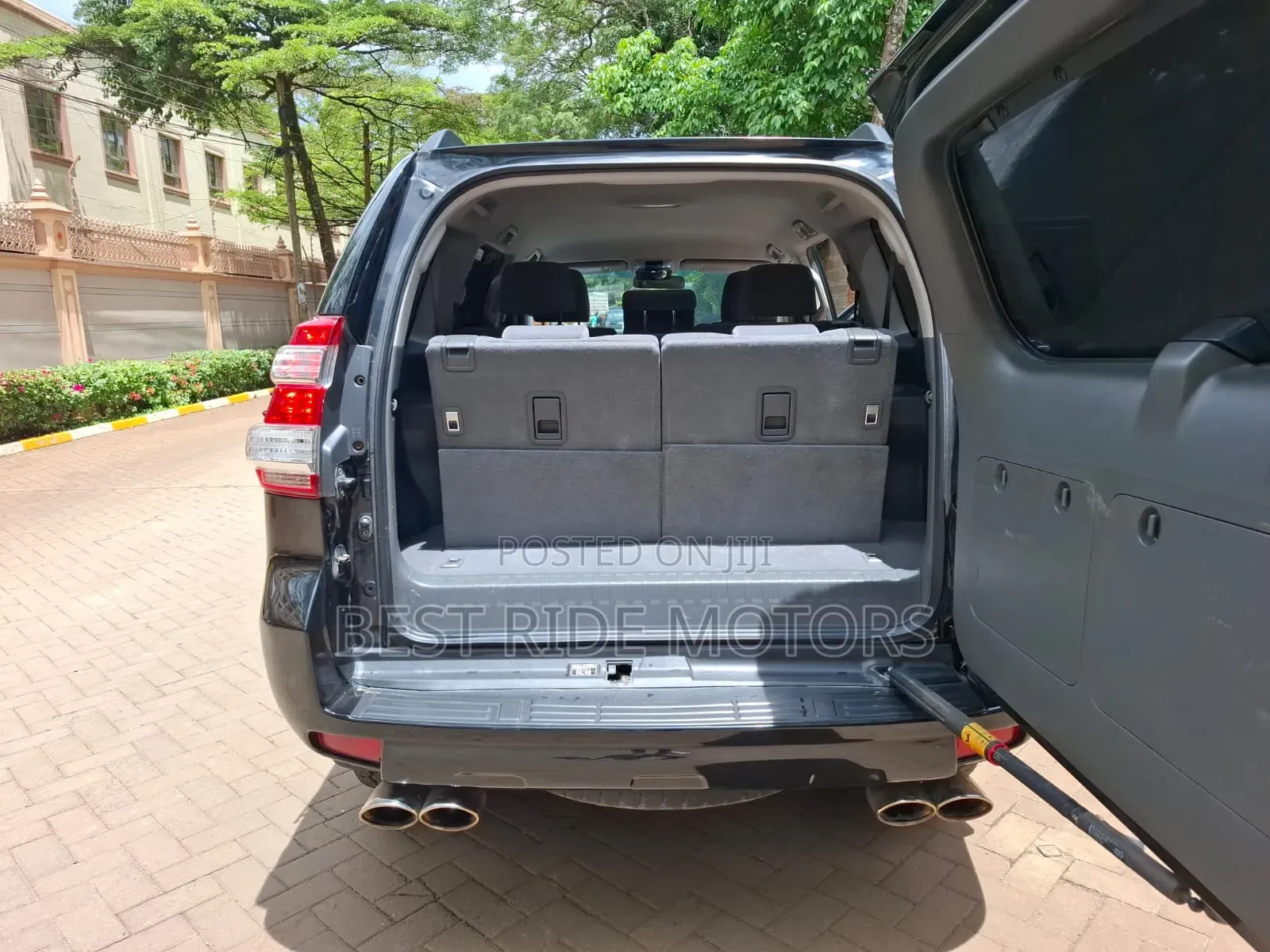 Toyota Land Cruiser Prado 2.7 i 2013 Black