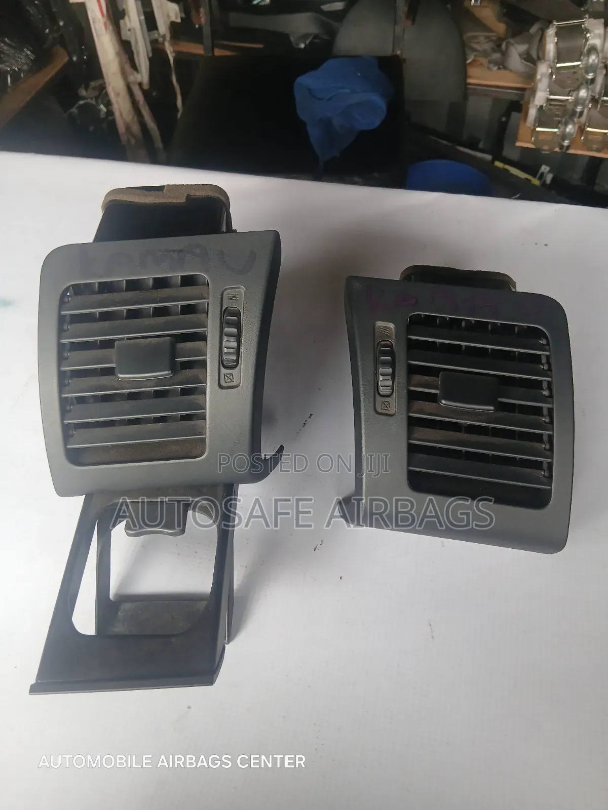 Harrier 240 Ac Vents
