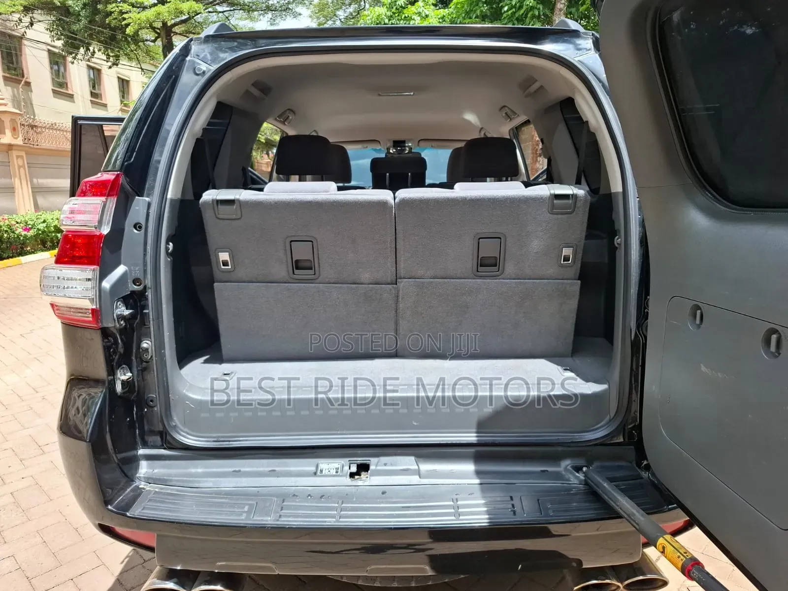 Toyota Land Cruiser Prado 2.7 i 2013 Black