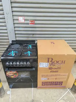 Roch Black 50×55 Standing 3+1 Cooker at 16000
