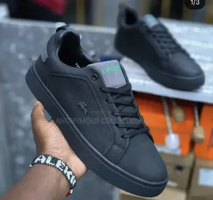 Lacoste Sneakers