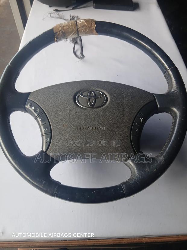 Fortuner/Townace Steering Wheel