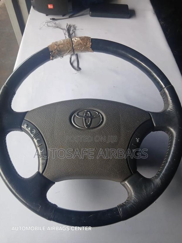 Fortuner/Townace Steering Wheel - thumbnail 3