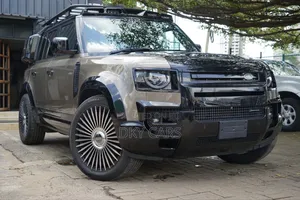 Land Rover Defender 2023 Gray